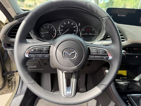 Used 2024 MAZDA MAZDA3 s image 26