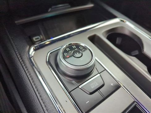 Used 2019 Ford Expedition XLT w/ Equipment Group 202A image 11