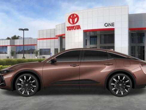 New 2026 Toyota Crown Platinum AWD/4WD image 38
