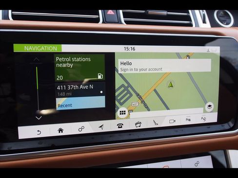 Used 2018 Land Rover Range Rover Autobiography image 42