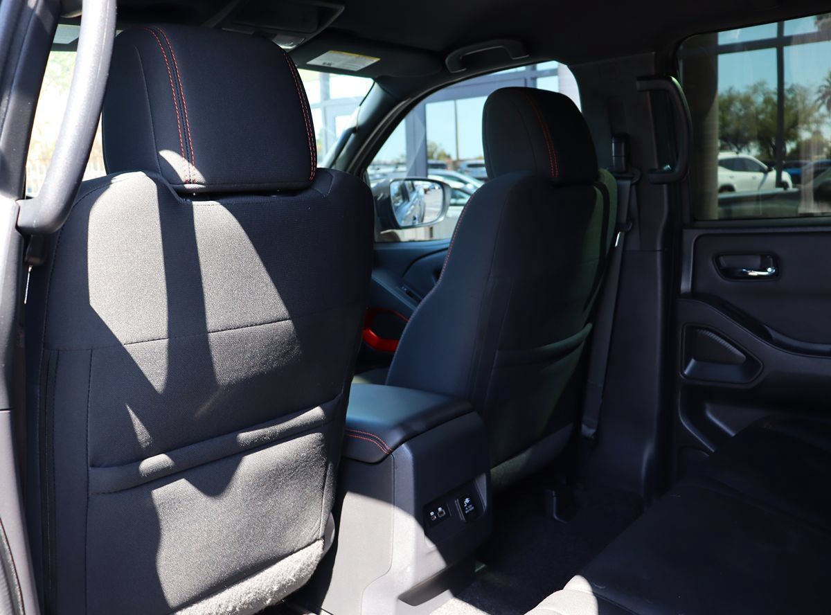 Used 2022 Nissan Frontier Pro-X RWD image 32