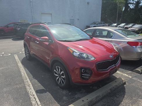 Used 2018 Kia Sportage EX w/ EX Premium Package AWD/4WD image 2