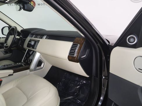 Used 2020 Land Rover Range Rover HSE image 46