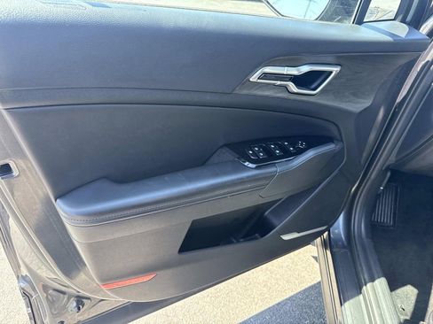 Used 2024 Kia Sportage X-Line w/ X-Line Premium Package AWD/4WD image 17