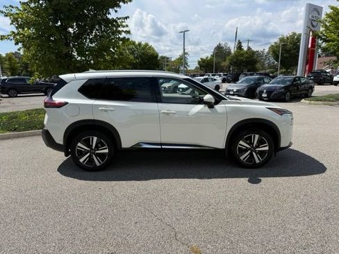 Certified 2023 Nissan Rogue SL w/ SL Premium Package AWD/4WD image 4