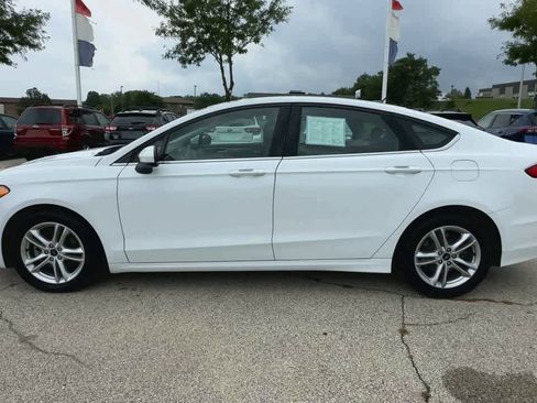 Used 2018 Ford Fusion SE image 5