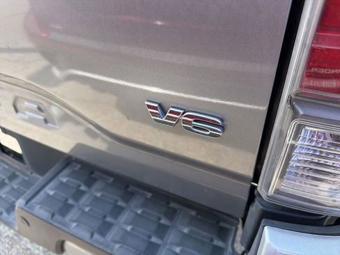Used 2022 Toyota Tacoma TRD Off-Road w/ TRD Premium Off Road Package AWD/4WD image 5