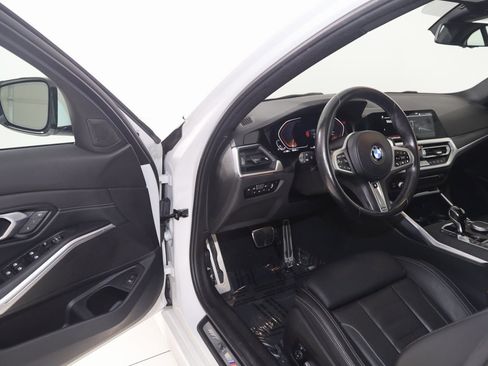 Used 2022 BMW 330i xDrive Sedan w/ M Sport Package image 50
