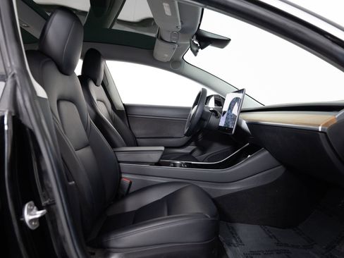 Used 2019 Tesla Model 3 Long Range image 25