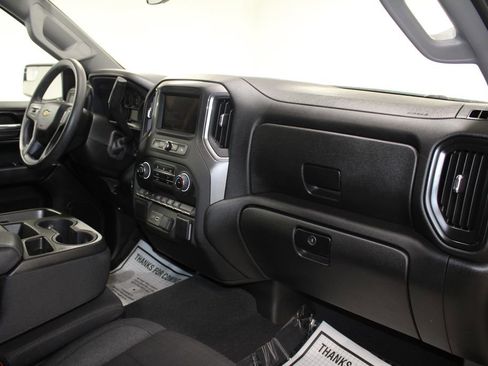 Used 2024 Chevrolet Silverado 1500 Custom image 28