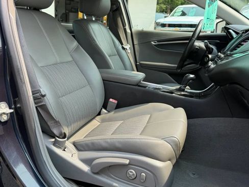 Used 2014 Chevrolet Impala LT FWD image 18