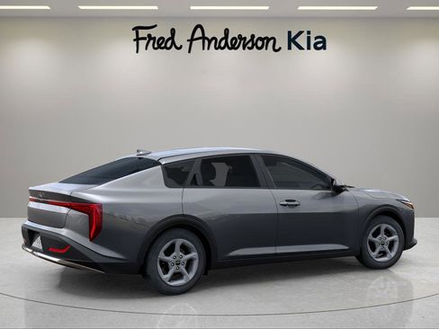 New 2025 Kia K4 LXS image 6
