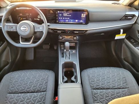New 2026 Nissan Kicks SV w/ SV Premium Package FWD image 14