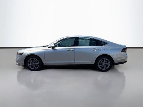 Certified 2024 Honda Accord EX image 8
