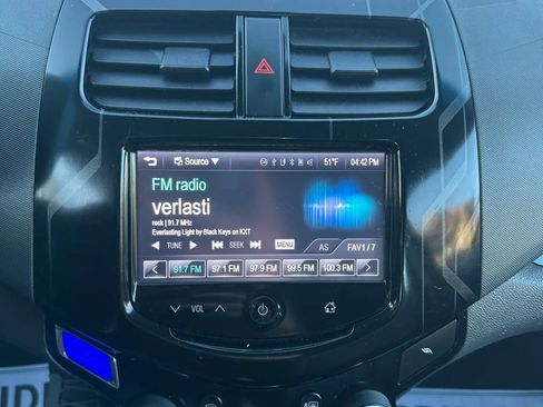 Used 2014 Chevrolet Spark LT image 19