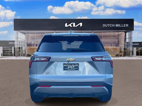 Used 2025 Chevrolet Equinox LT image 6