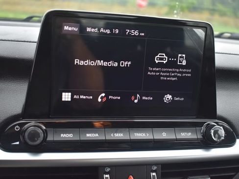 Certified 2023 Kia Forte LXS w/ LXS Technology Package FWD image 24