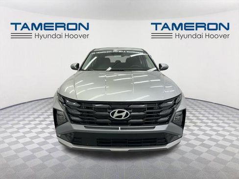 New 2026 Hyundai Tucson SE image 8