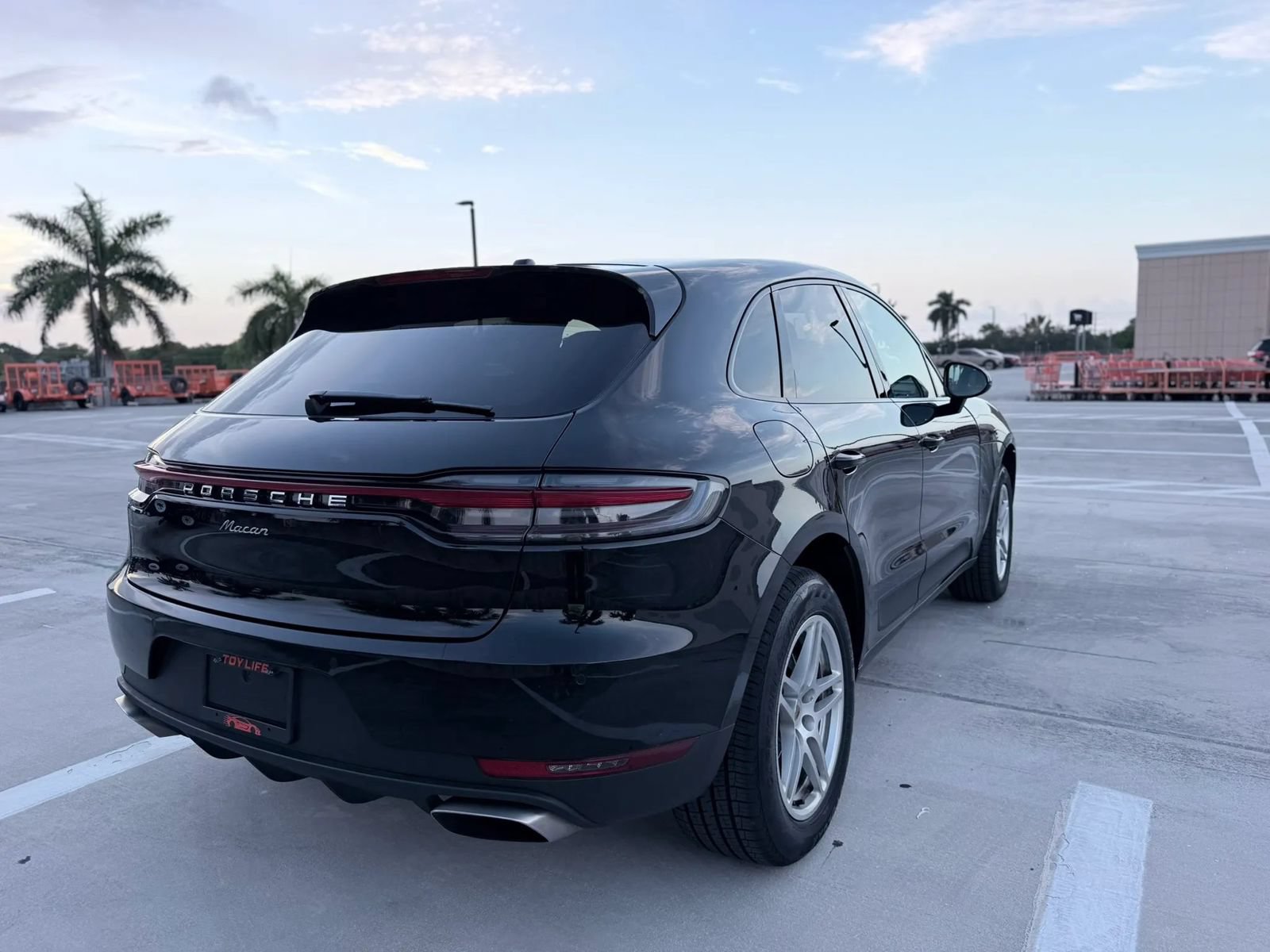 Used 2020 Porsche Macan AWD/4WD image 10