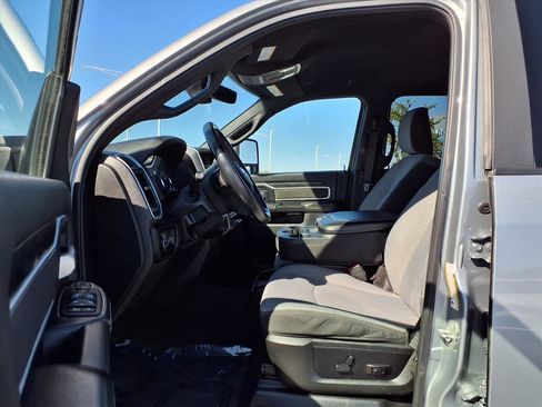 Used 2024 RAM 2500 Big Horn image 22