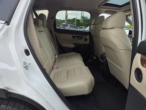 Used 2022 Honda CR-V Touring image 18