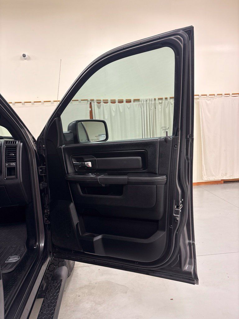 Used 2018 RAM 1500 Rebel w/ Luxury Group AWD/4WD image 27