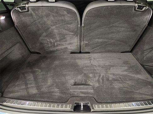 Used 2025 Volvo XC90 B5 Plus image 34