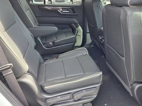 New 2026 GMC Yukon Elevation image 15