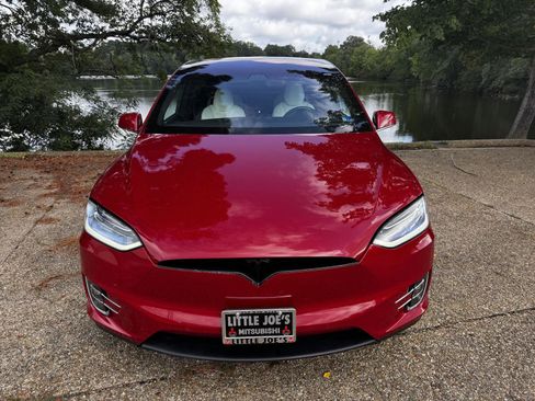 Used 2016 Tesla Model X 60D AWD/4WD image 14