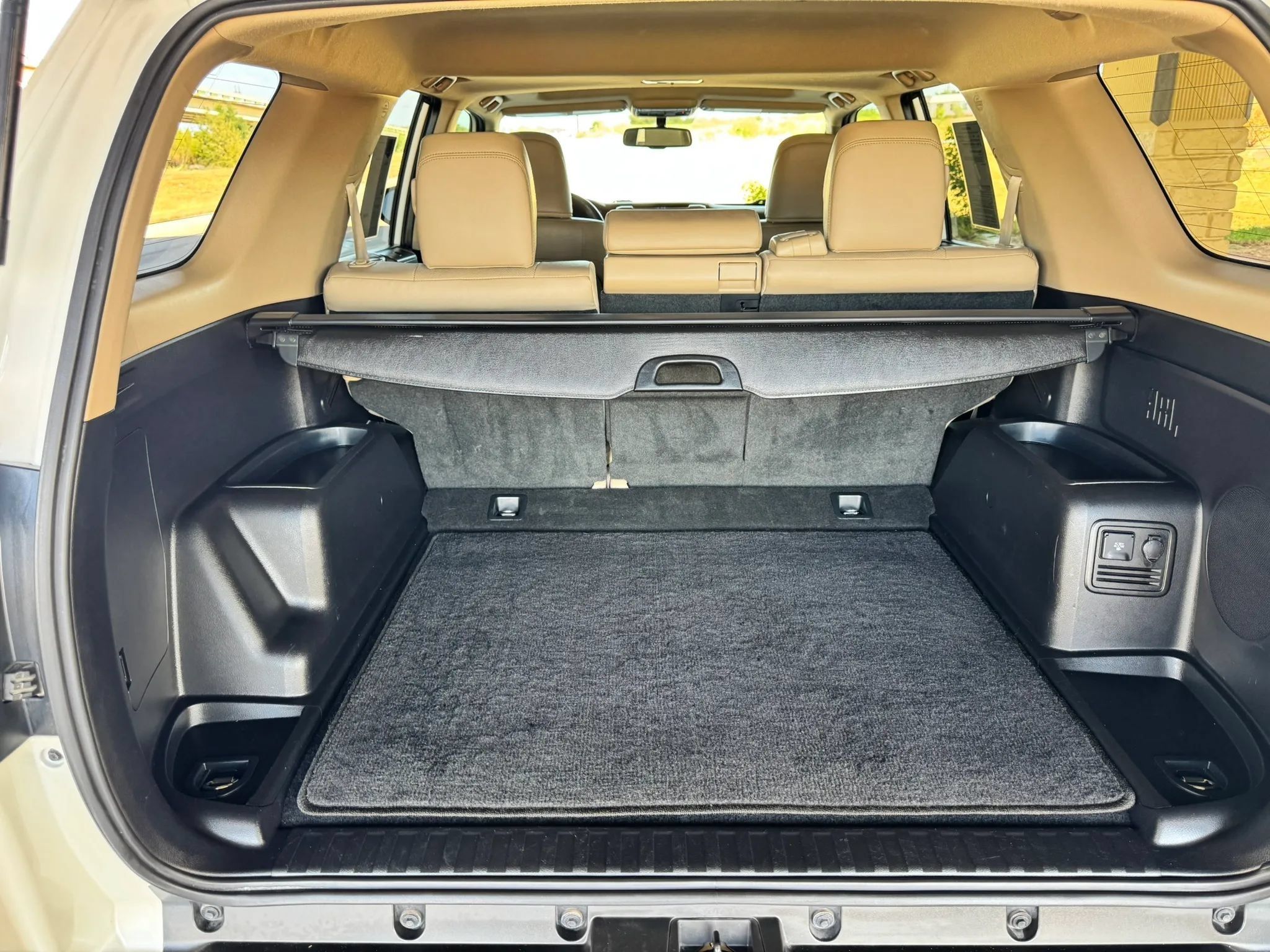 Used 2018 Toyota 4Runner Limited RWD image 22