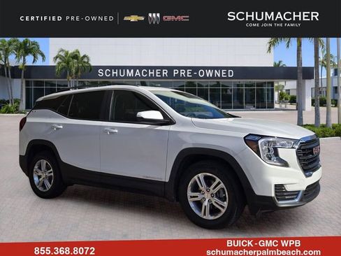 Used 2023 GMC Terrain SLE w/ Driver Convenience Package FWD image 1