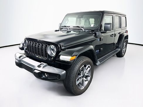 Used 2024 Jeep Wrangler Sport S w/ Convenience Group image 3