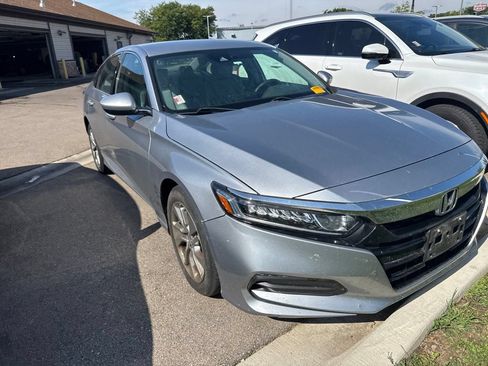 Used 2019 Honda Accord LX image 2