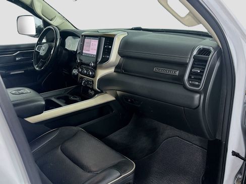 Used 2022 RAM 1500 Laramie AWD/4WD image 28
