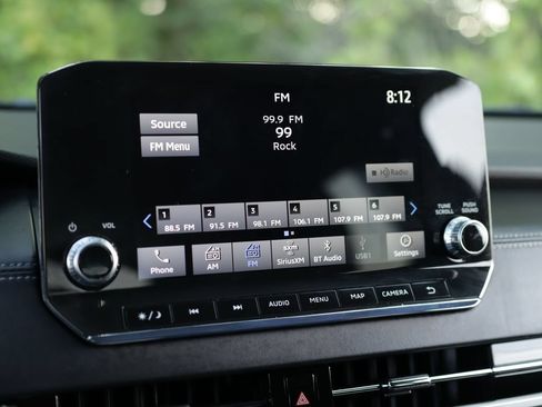 Used 2024 Mitsubishi Outlander SE Black Edition AWD/4WD image 12