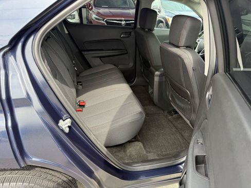 Used 2017 Chevrolet Equinox LT FWD image 11