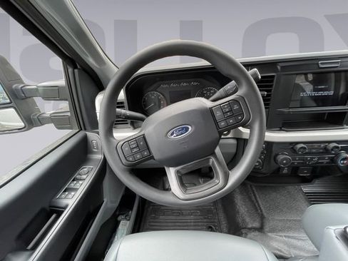 New 2026 Ford F250 XL w/ XL Chrome Package AWD/4WD image 13