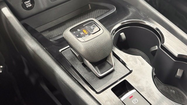 Used 2025 Nissan Rogue SV AWD/4WD image 40