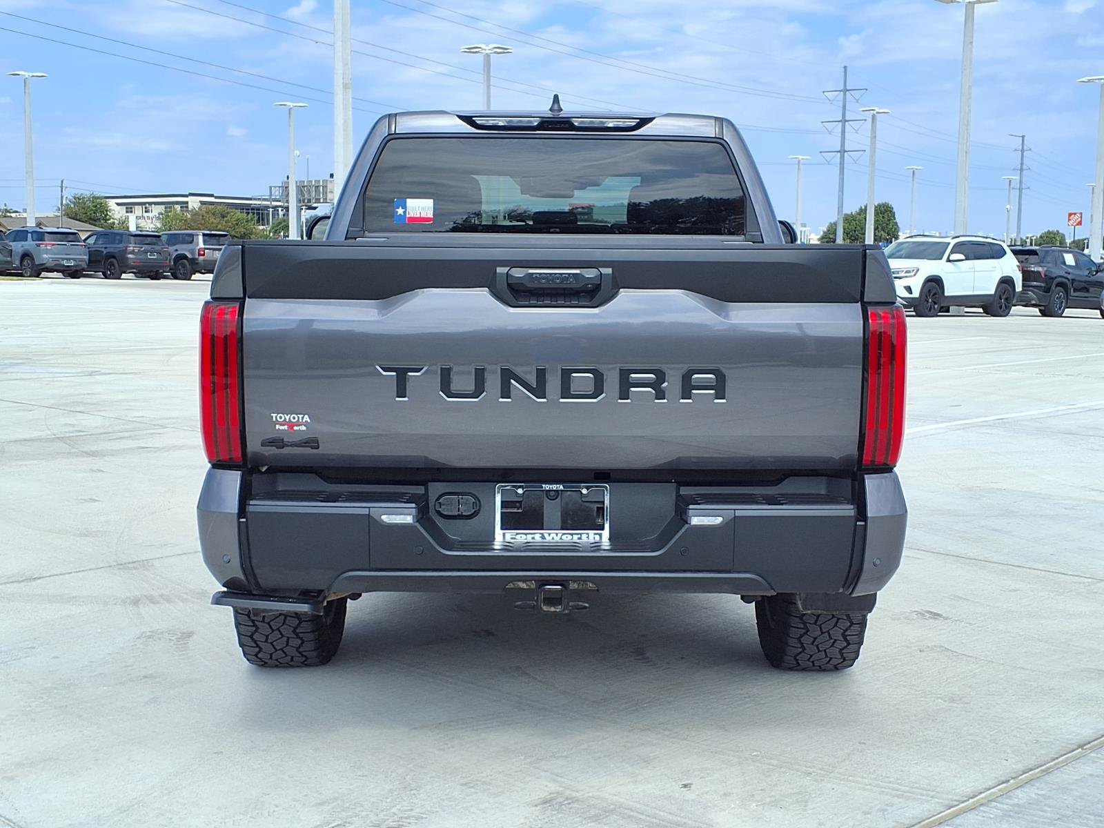 Used 2025 Toyota Tundra SR5 w/ SR5 Convenience Package AWD/4WD image 8