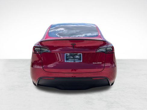 Used 2024 Tesla Model Y Performance AWD/4WD image 8