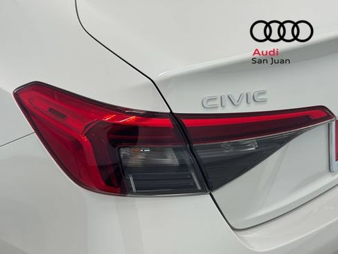 Used 2024 Honda Civic Sport image 10