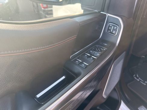 Used 2024 Ford F350 King Ranch image 13