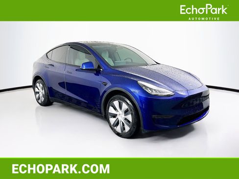 Used 2023 Tesla Model Y Long Range image 1
