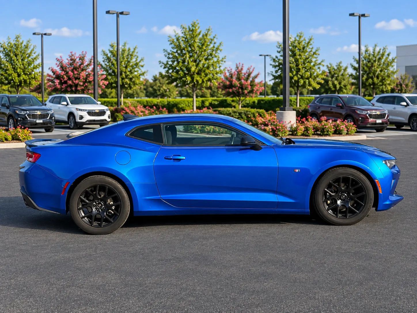 Used 2018 Chevrolet Camaro LT RWD image 6