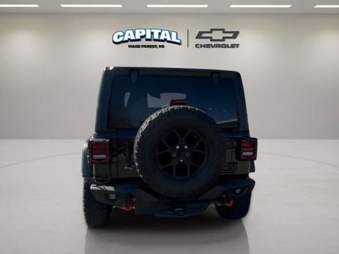 Used 2024 Jeep Wrangler Willys image 4