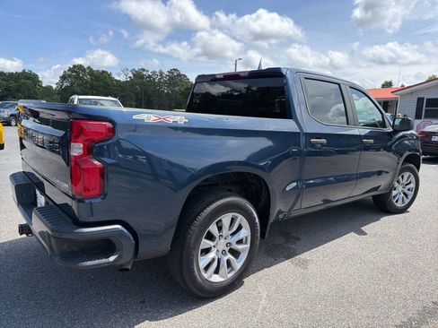 Used 2021 Chevrolet Silverado 1500 Custom AWD/4WD image 4