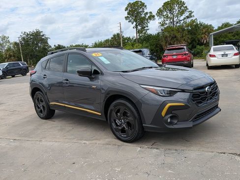 Used 2025 Subaru Crosstrek 2.5i Sport AWD/4WD image 2