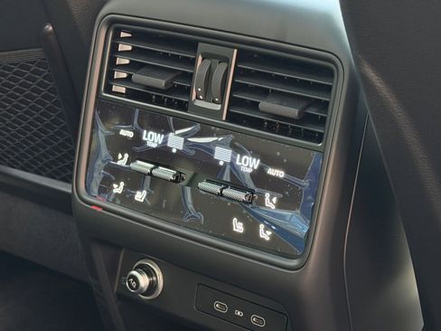 Certified 2026 Porsche Cayenne S AWD/4WD image 30