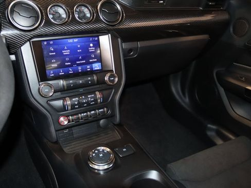 Used 2020 Ford Mustang Shelby GT500 w/ Technology Package RWD image 65