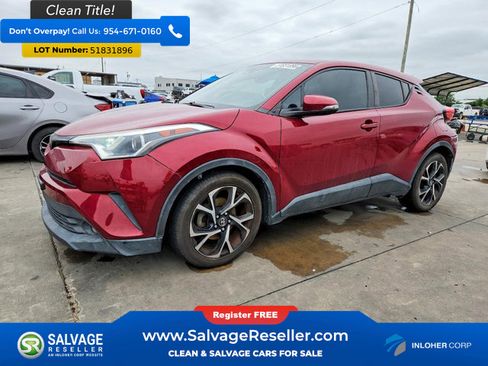 Used 2018 Toyota C-HR XLE FWD image 1